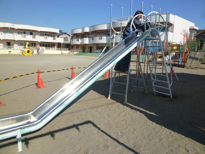 P1610473