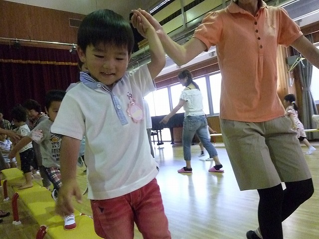 P1700766