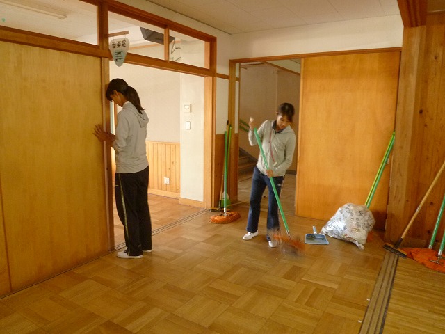 P1760898