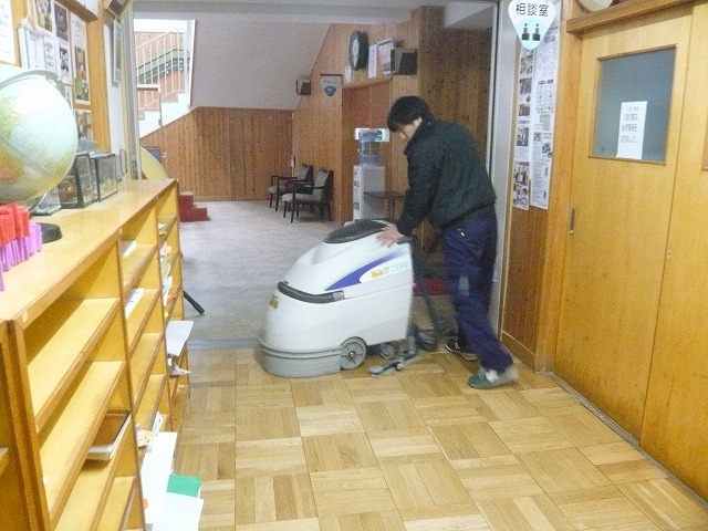 re-P1950331