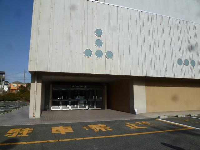 re-P1790865