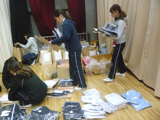 re-P1950351