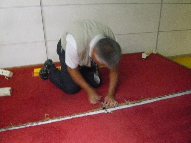 P2000417